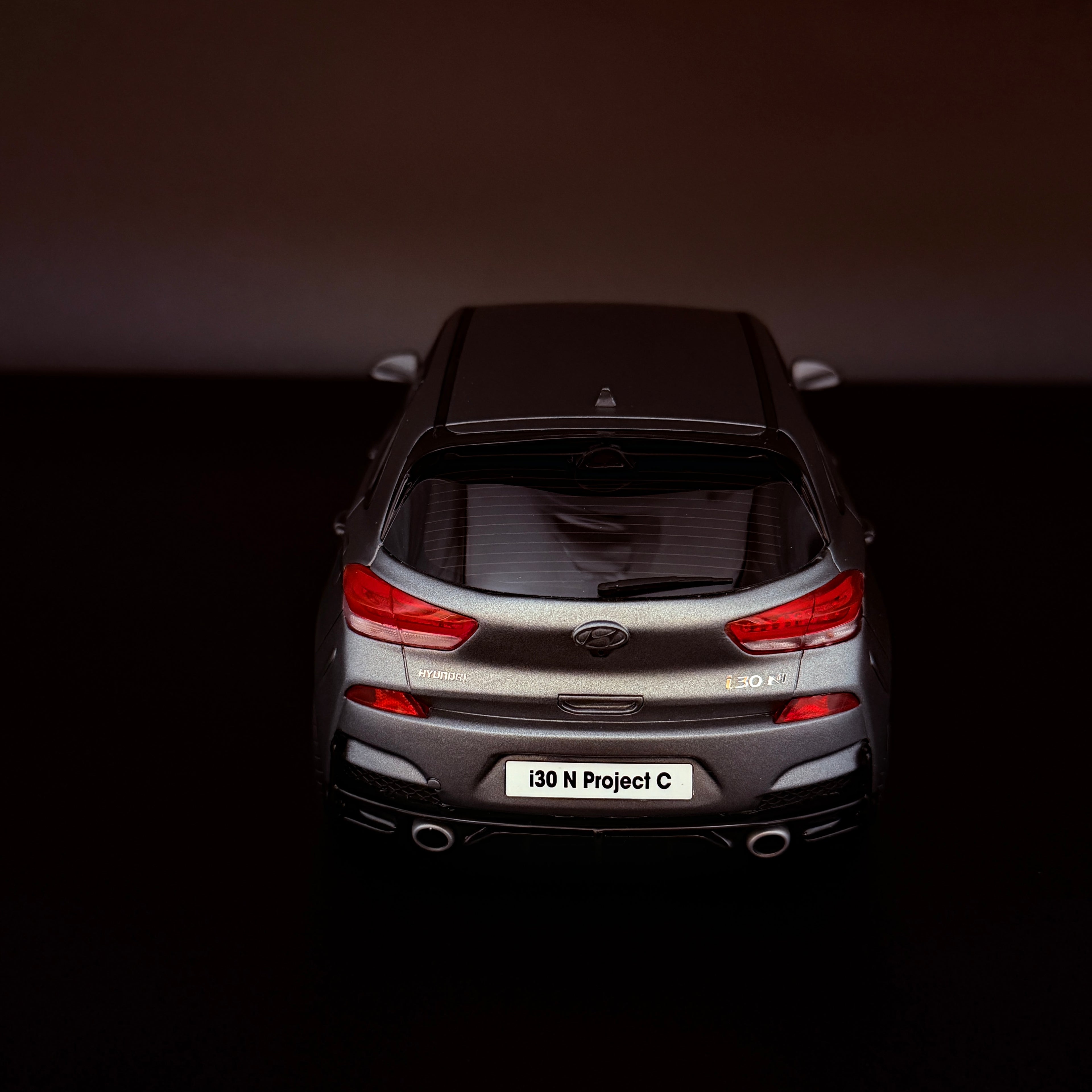 Hyundai i30 N Project C 2022 – Matt Grey 1:18 Maßstab von OTTOmobile