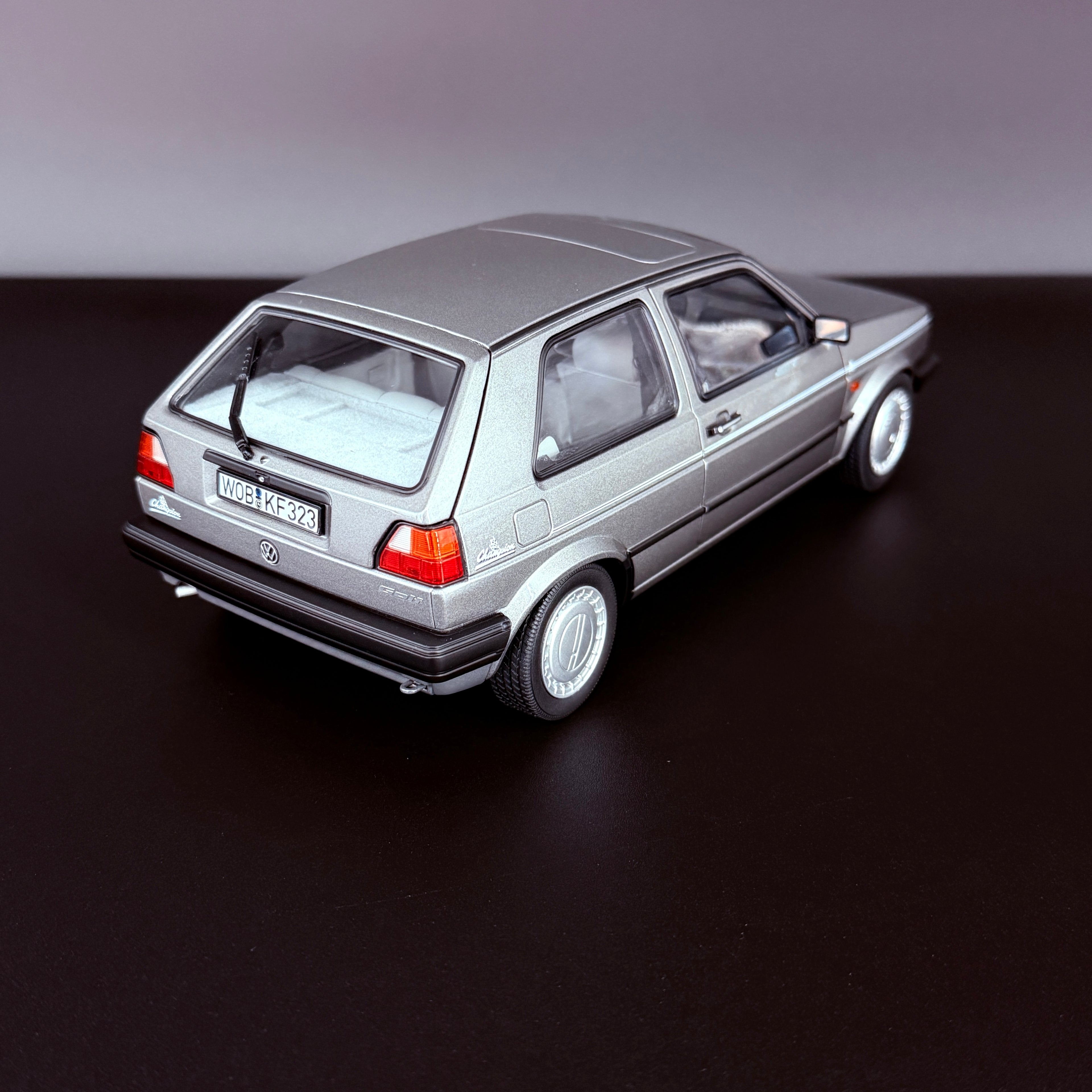 Die-Cast Modell, Oldtimer VW Golf 2 Champion (1989), Maßstab 1:18, Norev