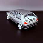 Die-Cast Modell, Oldtimer VW Golf 2 Champion (1989), Maßstab 1:18, Norev