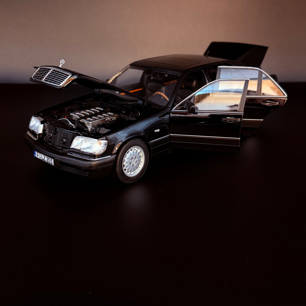 Norev Mercedes-Benz S 600 W140 1997 Obsidianschwarz Metallic Schwarz 1/18