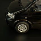 Norev Volkswagen T5 Multivan Minibus 2003 1/18 schwarz