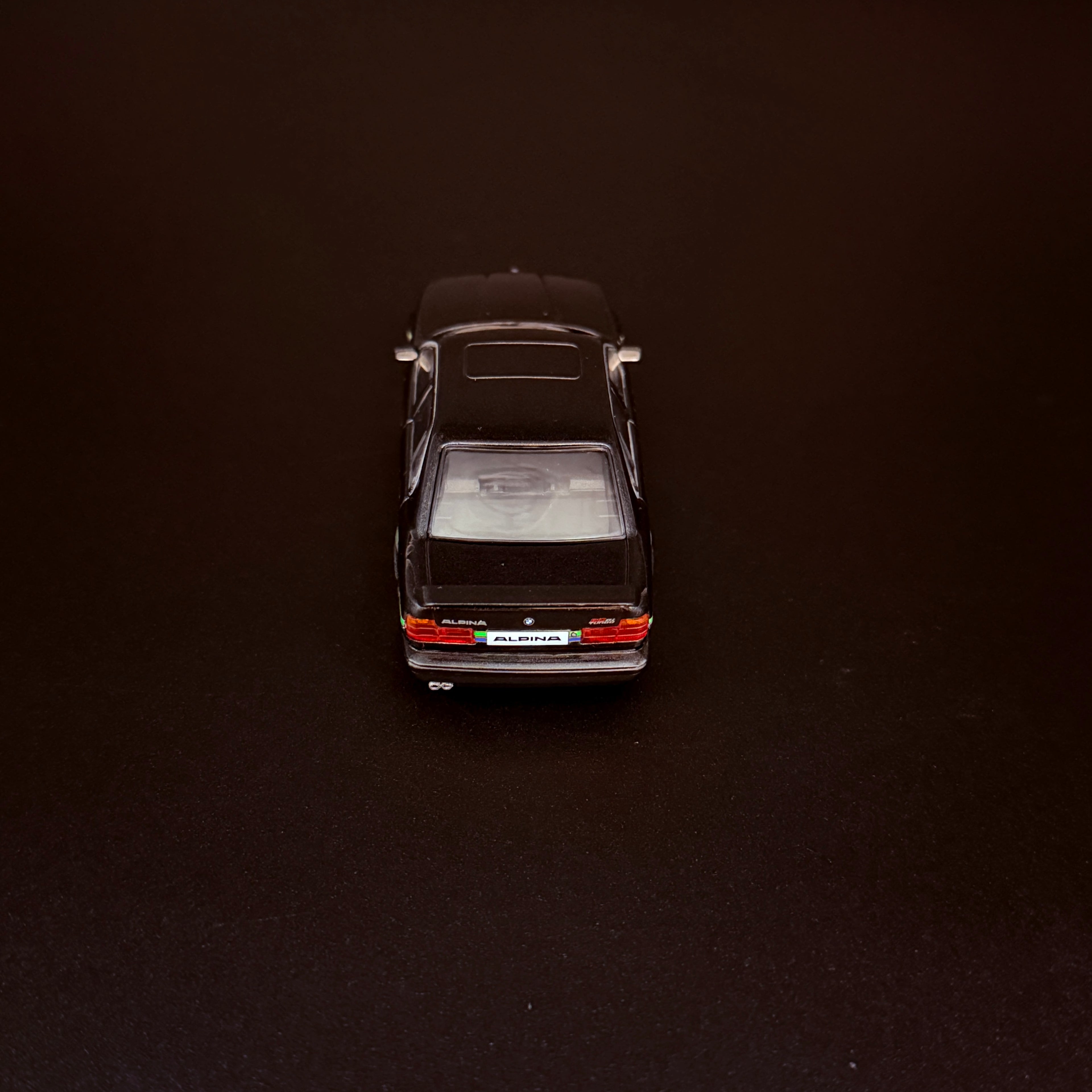 BMW Alpina B10 Bi-Turbo (E34) 1994 – Schwarz Maßstab 1:43 von Solido