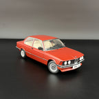 BMW 323i Kastanienrot Metallic 1980, měřítko 1:18 od Solido