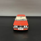 BMW 323i Kastanienrot Metallic 1980, měřítko 1:18 od Solido