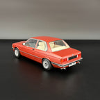 BMW 323i Kastanienrot Metallic 1980, měřítko 1:18 od Solido