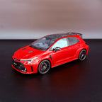 Toyota GR Corolla Circuit Edition 2022 – Supersonic Red im Maßstab 1:18 von OTTOmobile