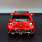 Toyota GR Corolla Circuit Edition 2022 – Supersonic Red im Maßstab 1:18 von OTTOmobile