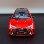 Toyota GR Corolla Circuit Edition 2022 – Supersonic Red im Maßstab 1:18 von OTTOmobile