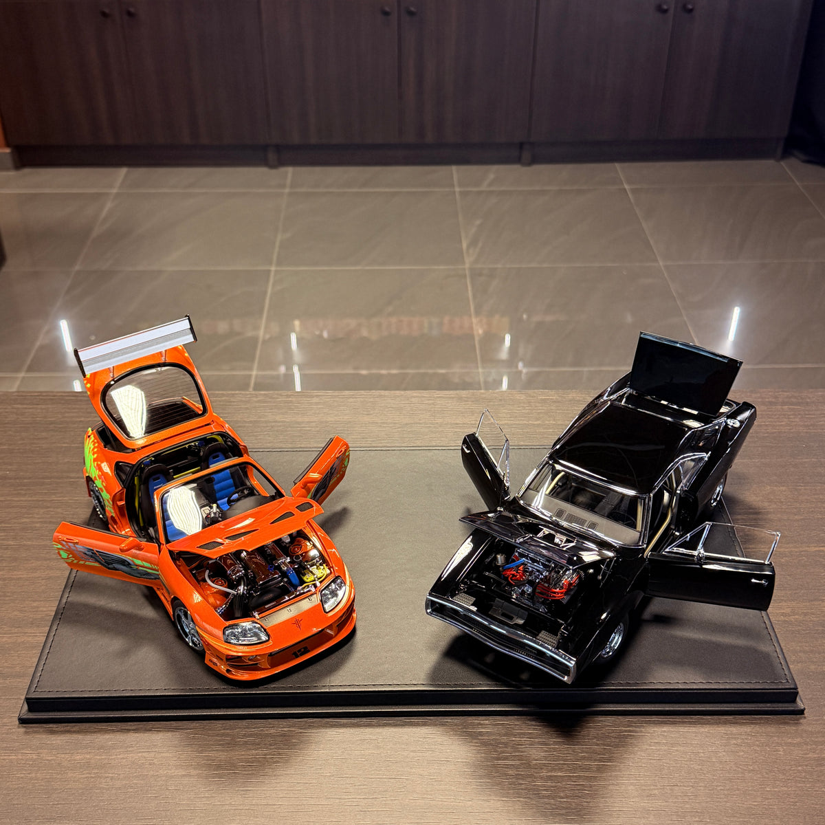 Sada Fast & Furious Toyota Supra + Dodge Charger 1:18 od Kyosho