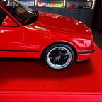 BMW Alpina B7 Turbo (E28) – Maßstab 1:18 von OTTOmobile