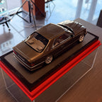 Mercedes-Benz C124 AMG "Stance" antracitgrå 2022 – 1:18 fra OttOmobile