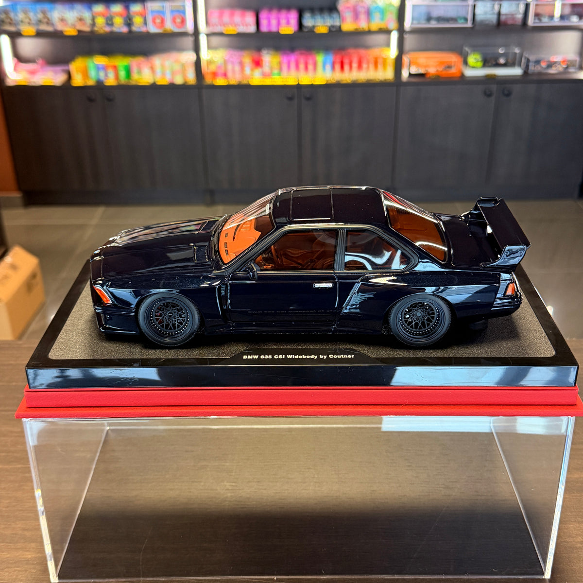BMW 635 CSi (E24) Widebody by Coutner Deep Blue Metallic 2021 – 1:18 by OttOmobile