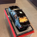 BMW M5 (E39) 2000 v černé metalíze Sapphire – 1:18 od OttOmobile
