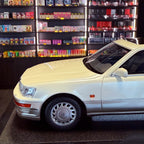 Lexus LS 400 1992 Diamantově bílá perleťová 051 – 1:18 od OttOmobile