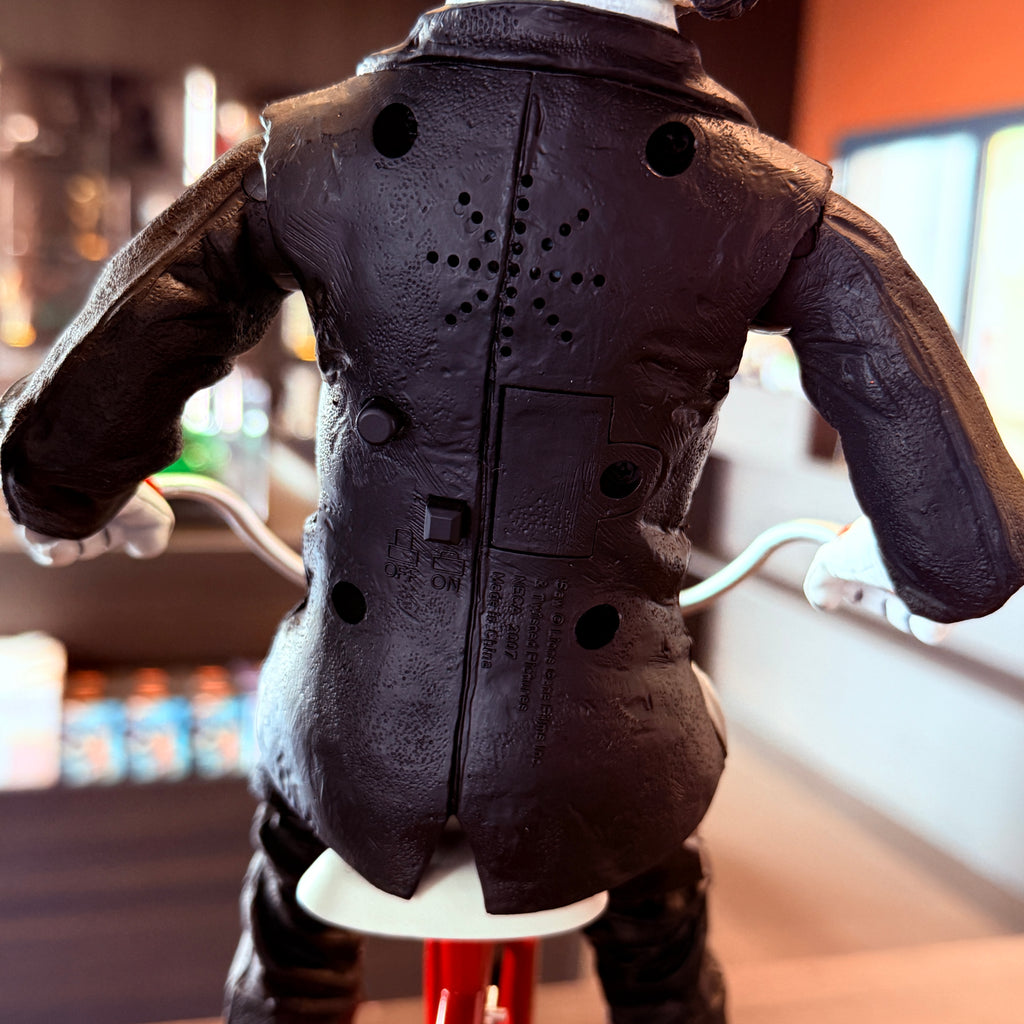 Viernes 13: El capítulo final Figura de acción 1/4 Jason de 46cm de NECA (Muestra de exhibición - Caja abierta)