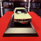 BMW 3.0 CS (E9) 1969 fehér 1:43, Minichamps