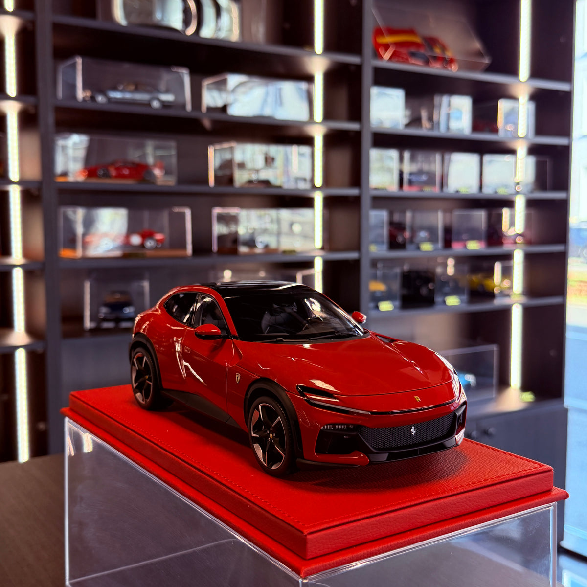 Ferrari Purosangue Rosso Corsa 1:18 – BBR Full Opening Diecast