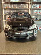 Mercedes-Benz C63 AMG Brabus B63S obsidiánově černý - 1:18 GT Spirit