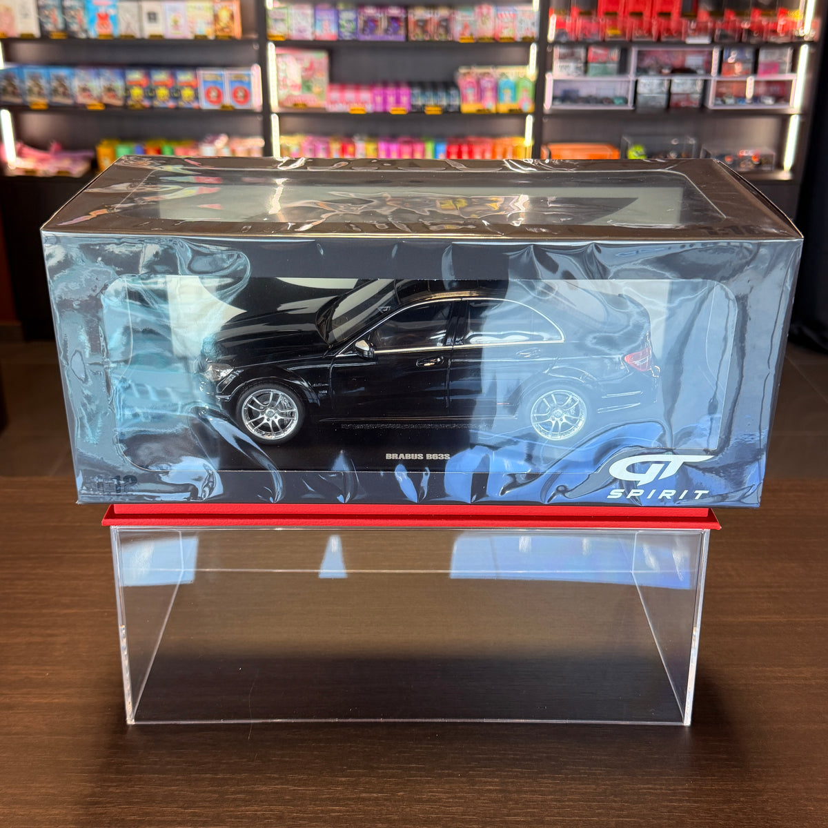 Mercedes-Benz C63 AMG Brabus B63S obsidiánově černý - 1:18 GT Spirit