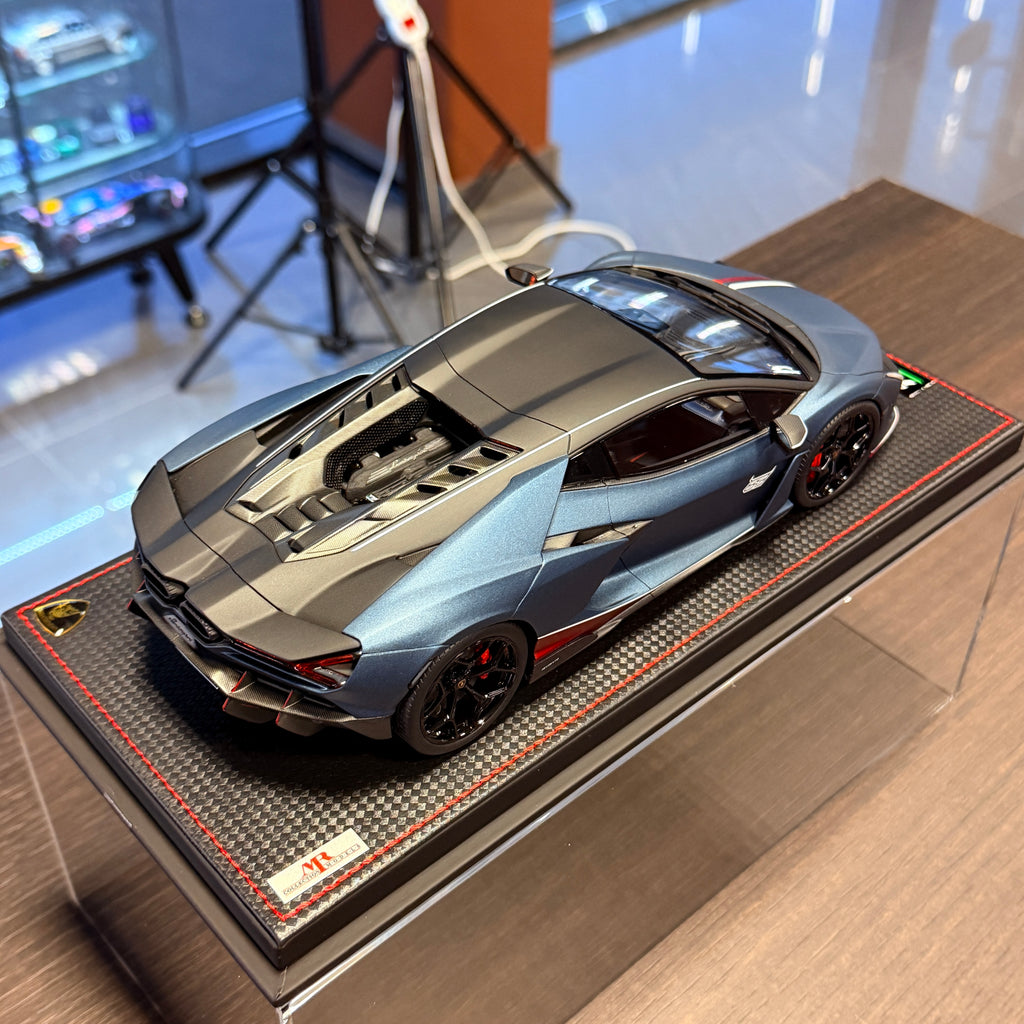 Lamborghini Revuelto NA63 Blu Marinus / Bianco 1:18 | MR Collection