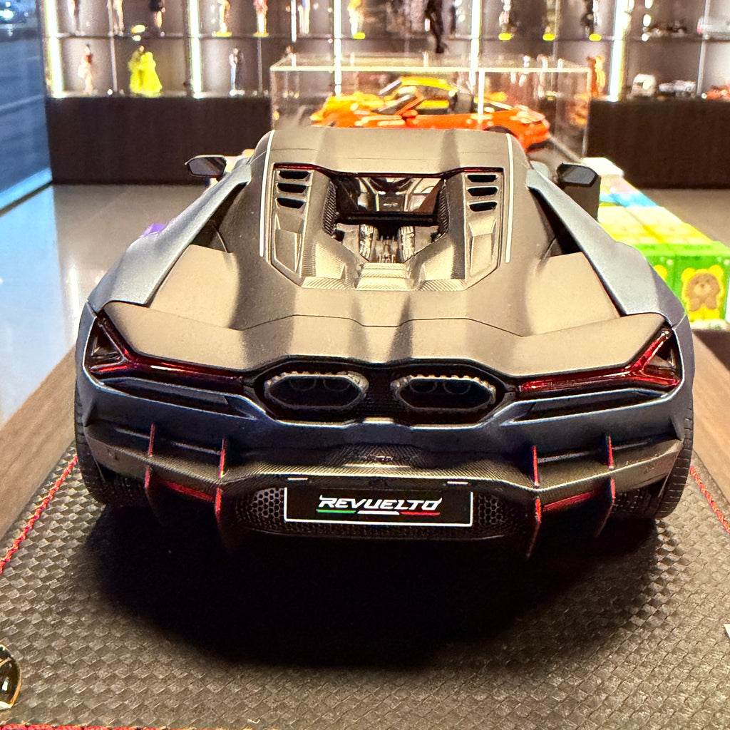 Lamborghini Revuelto NA63 Blu Marinus / Bianco 1:18 | MR Collection