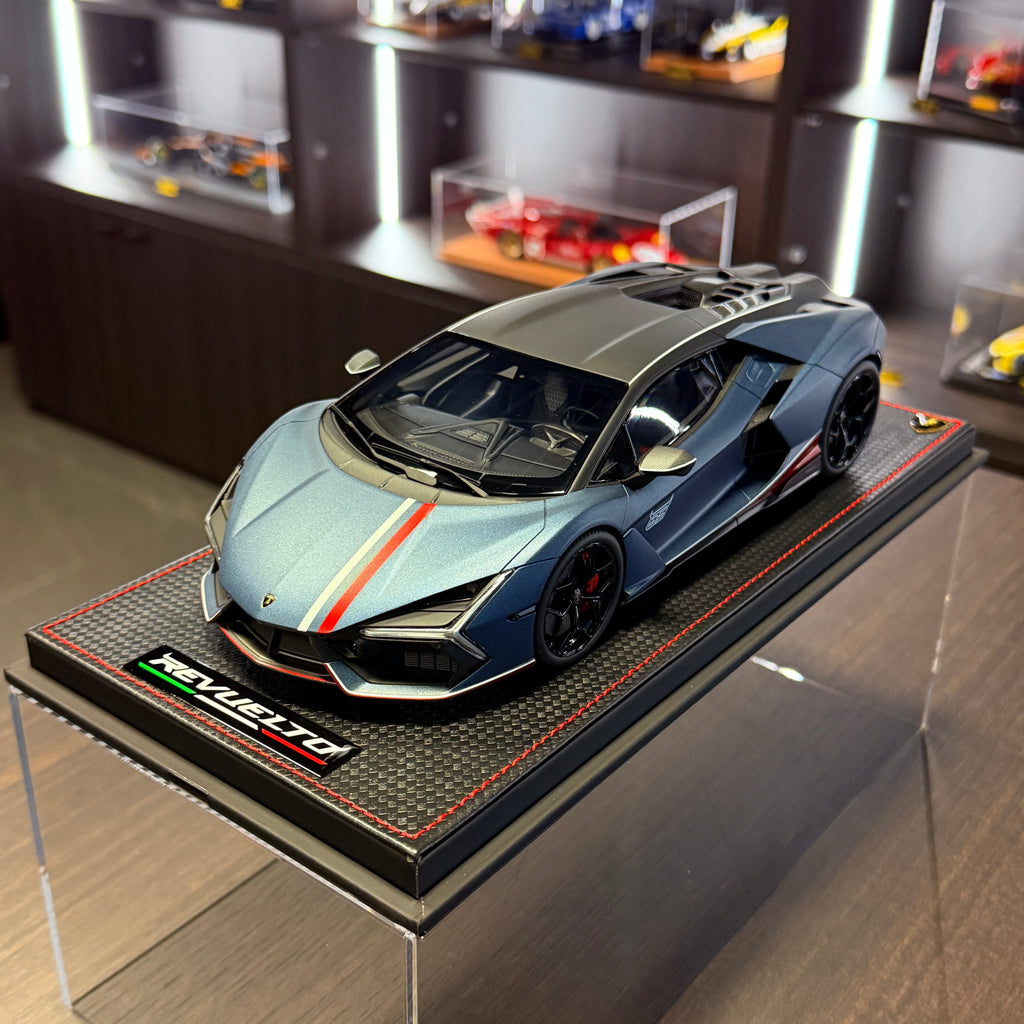 Lamborghini Revuelto NA63 Blu Marinus / Bianco 1:18 | MR Collection