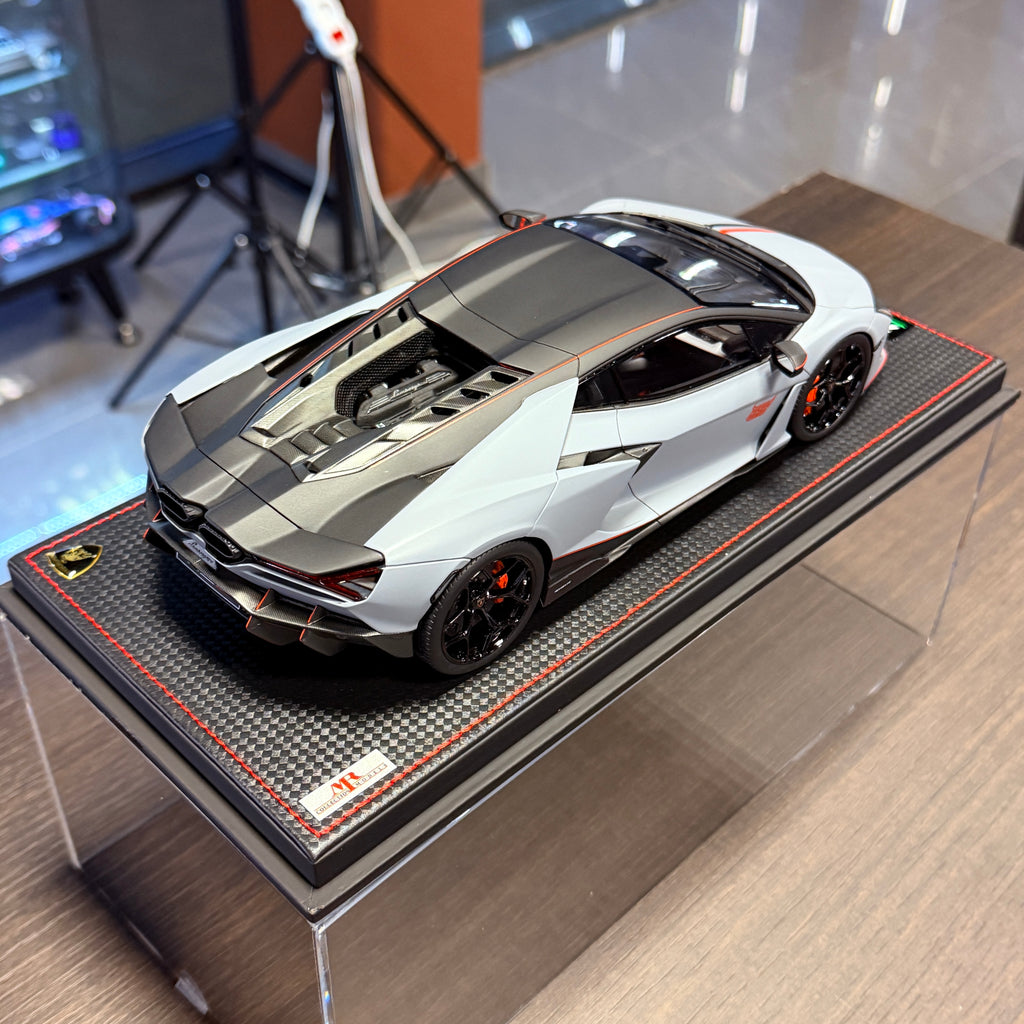 Lamborghini Revuelto NA63 šedá Acheso 1:18 | MR Collection