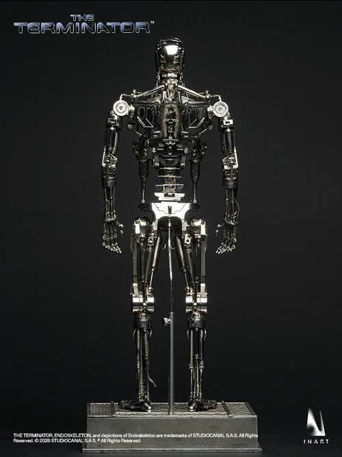 INART Collectibles - The Terminator - T-800 Endoskeleton - 1:6 Collectible Figure