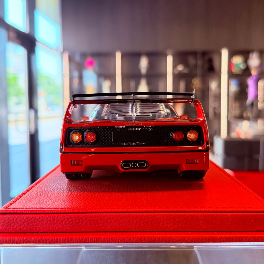 Ferrari F40 – Negro Escala 1:18 de KYOSHO