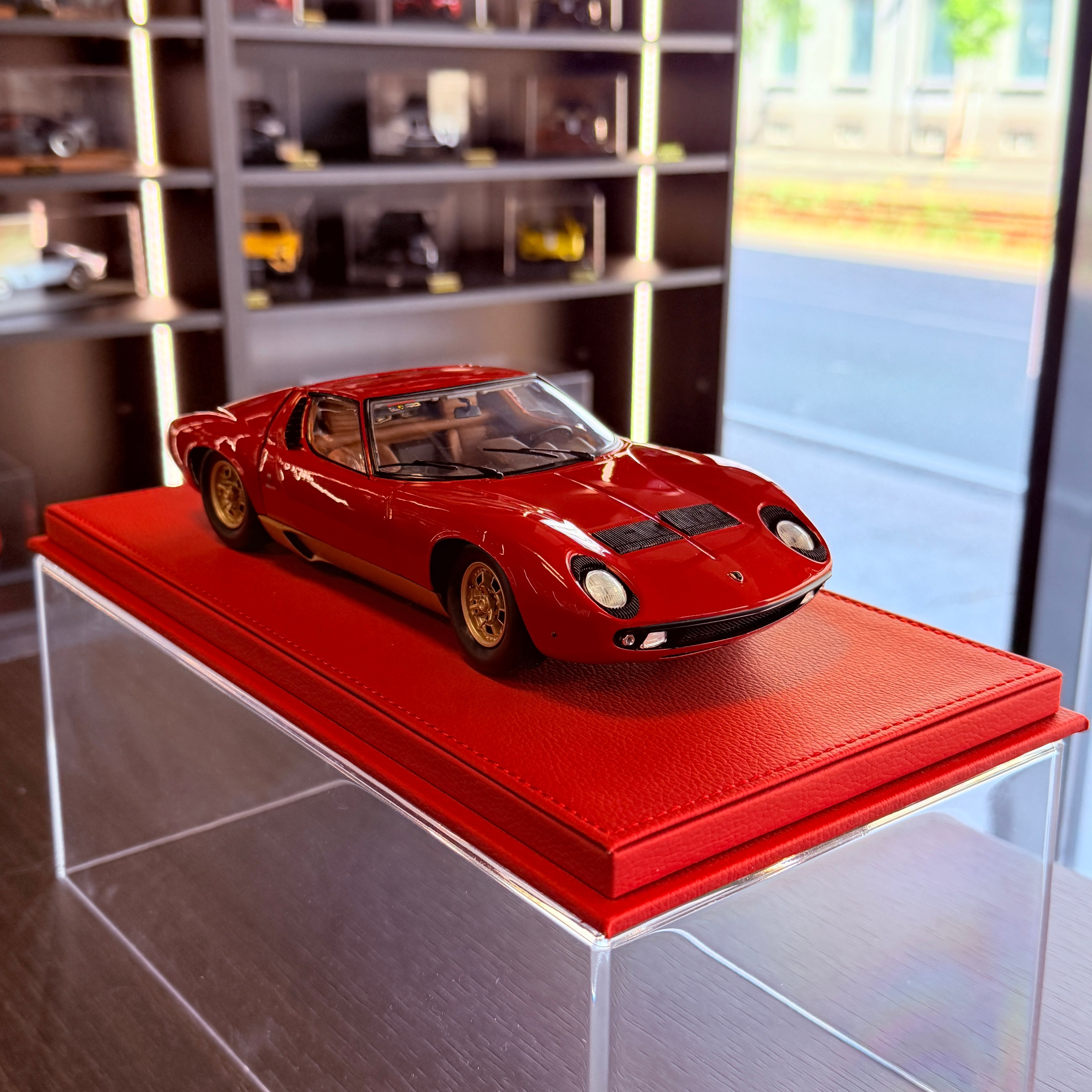 Ferrari F40 – Negro Escala 1:18 de KYOSHO