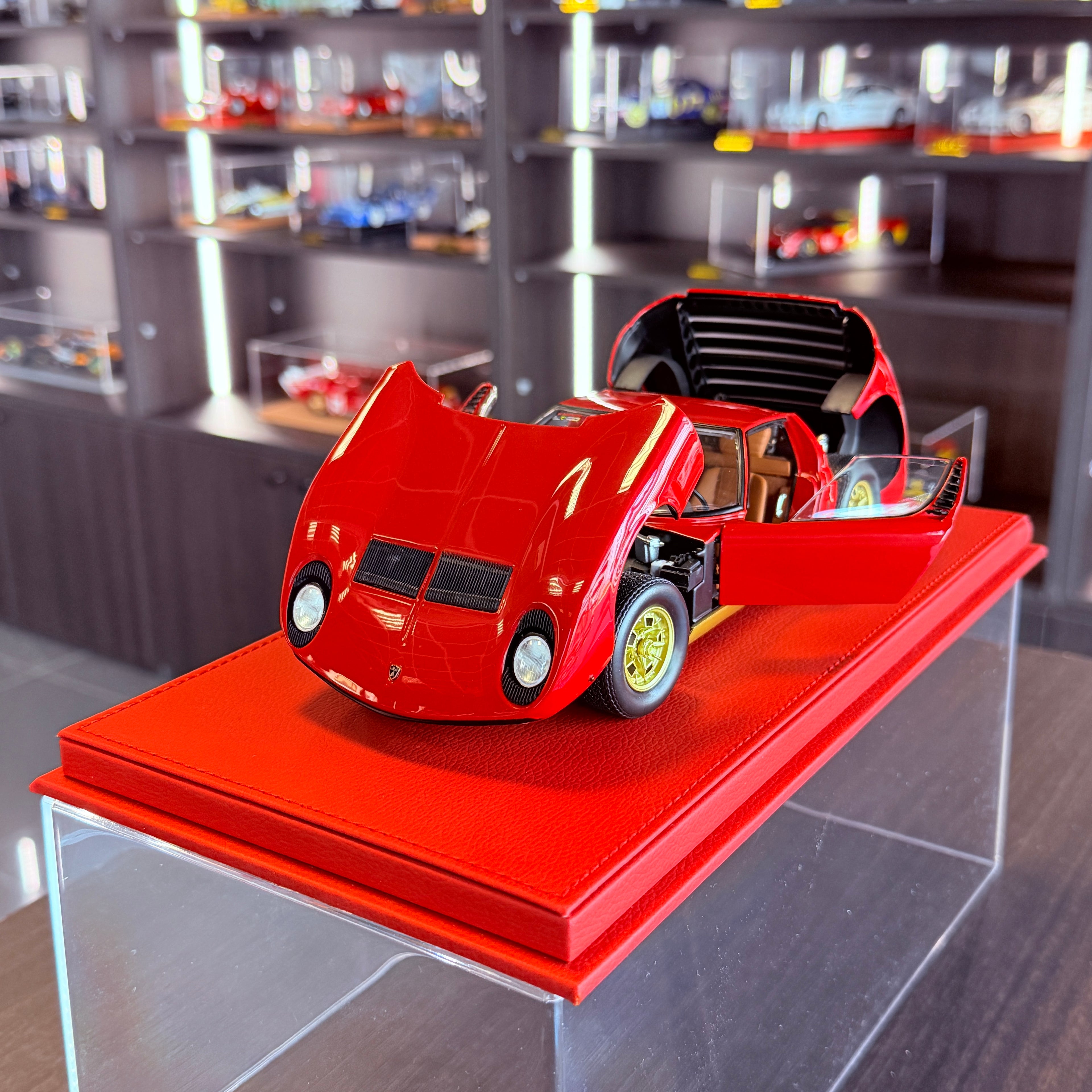 Ferrari F40 – Negro Escala 1:18 de KYOSHO