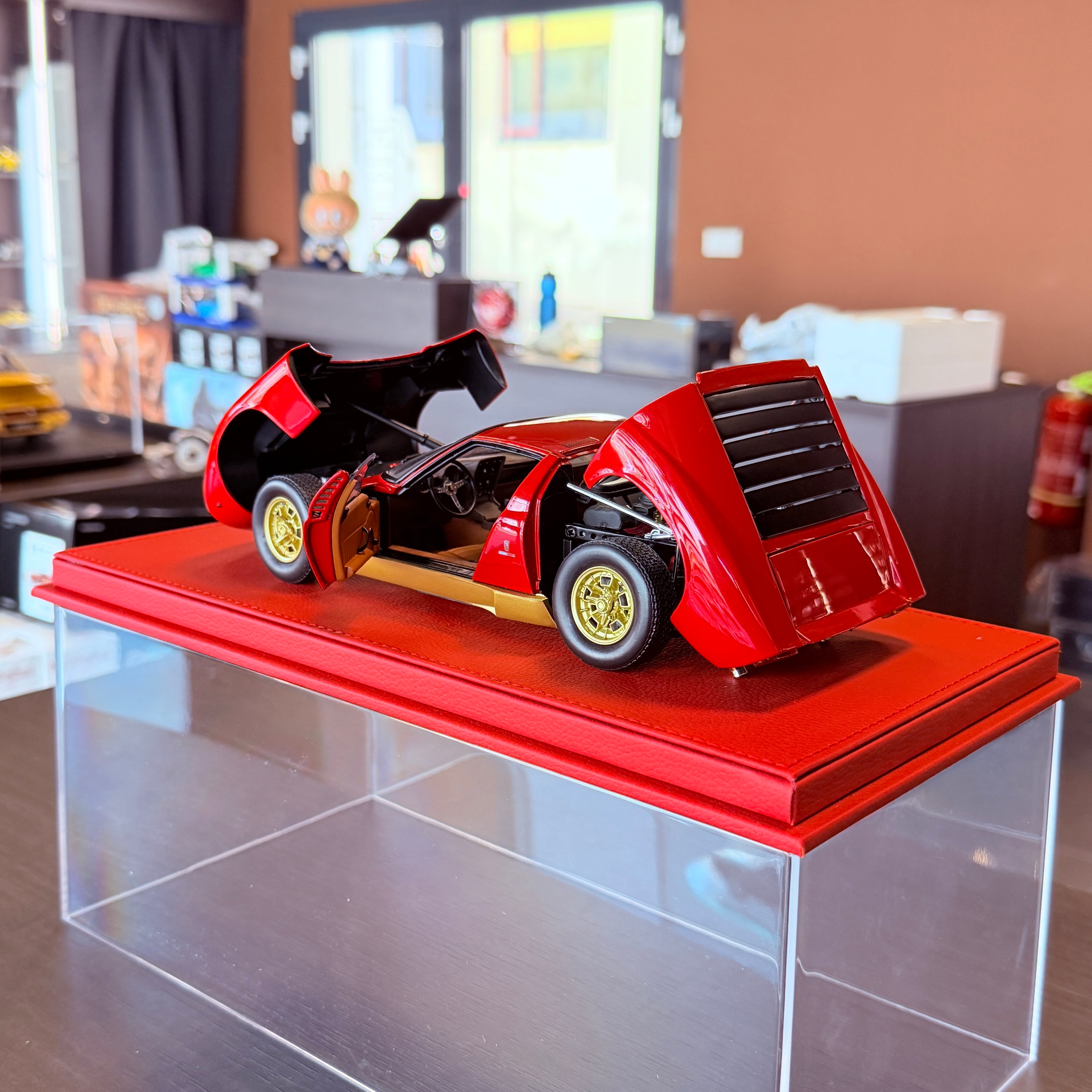 Ferrari F40 – Negro Escala 1:18 de KYOSHO
