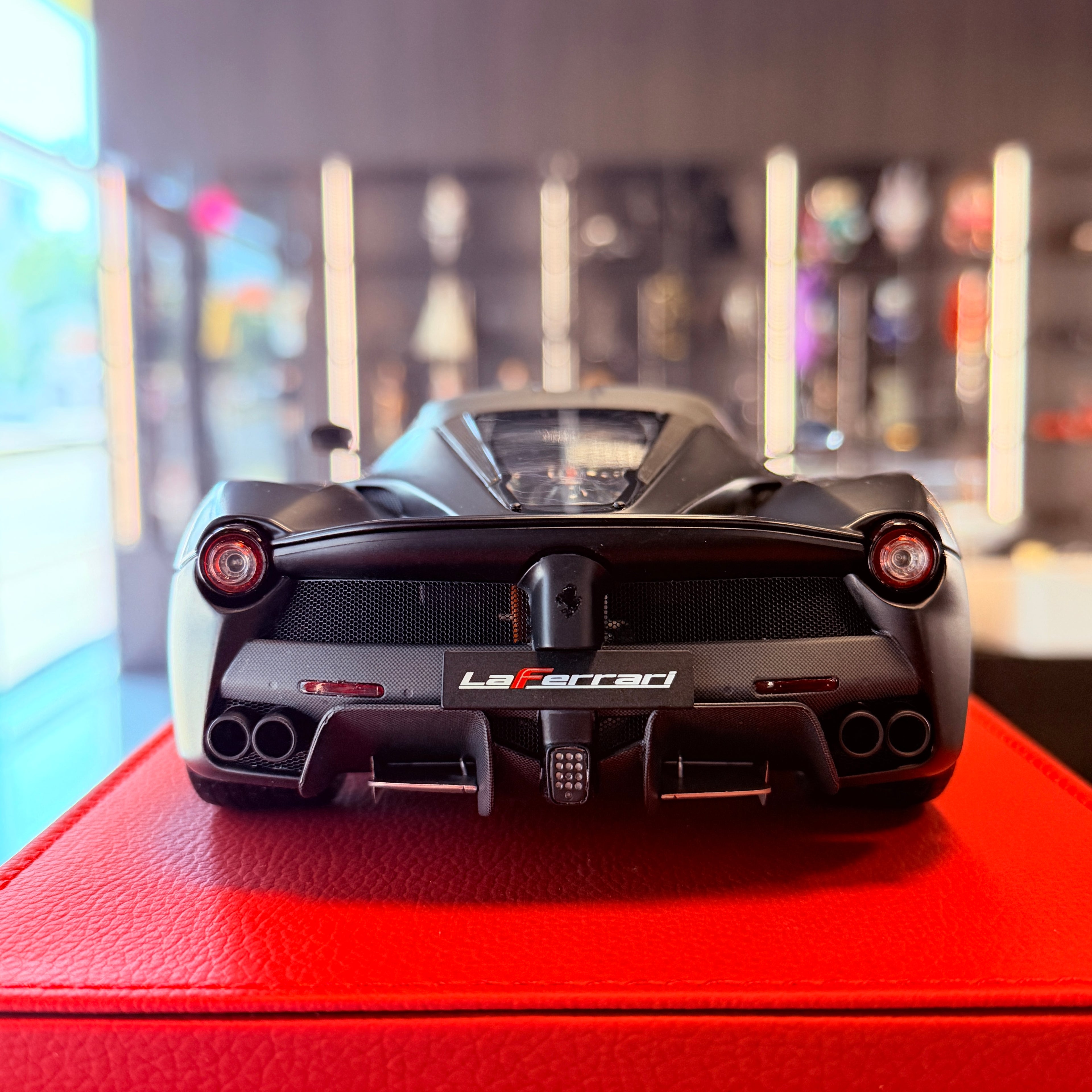 Ferrari LaFerrari Matt Black Poliform Pack Limited Edition 1:18 Scale by BBR Models
