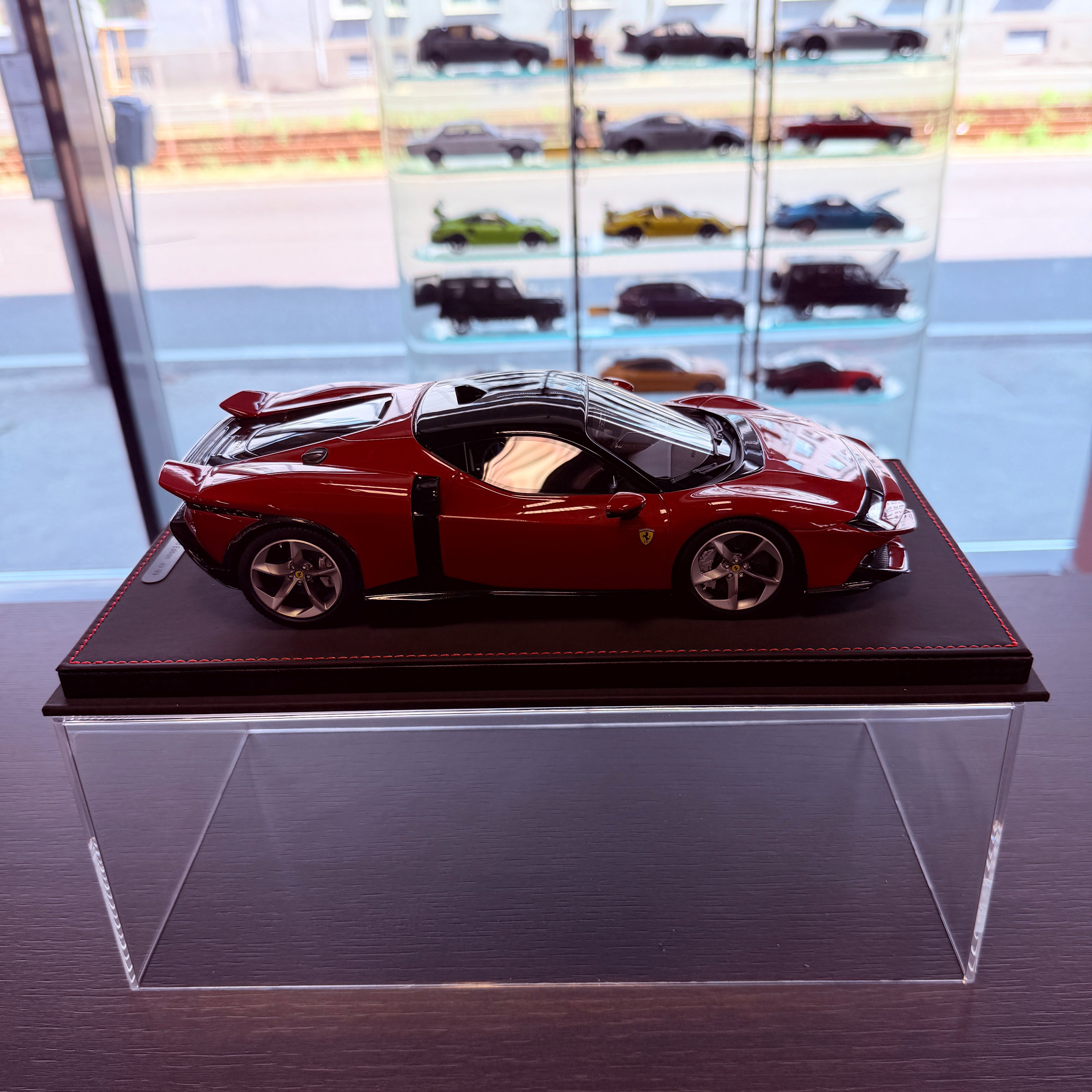 Ferrari 849 Testarossa Rosso Fiammante Press Version Limited Edition 1:18 Scale with Display Case by BBR Models