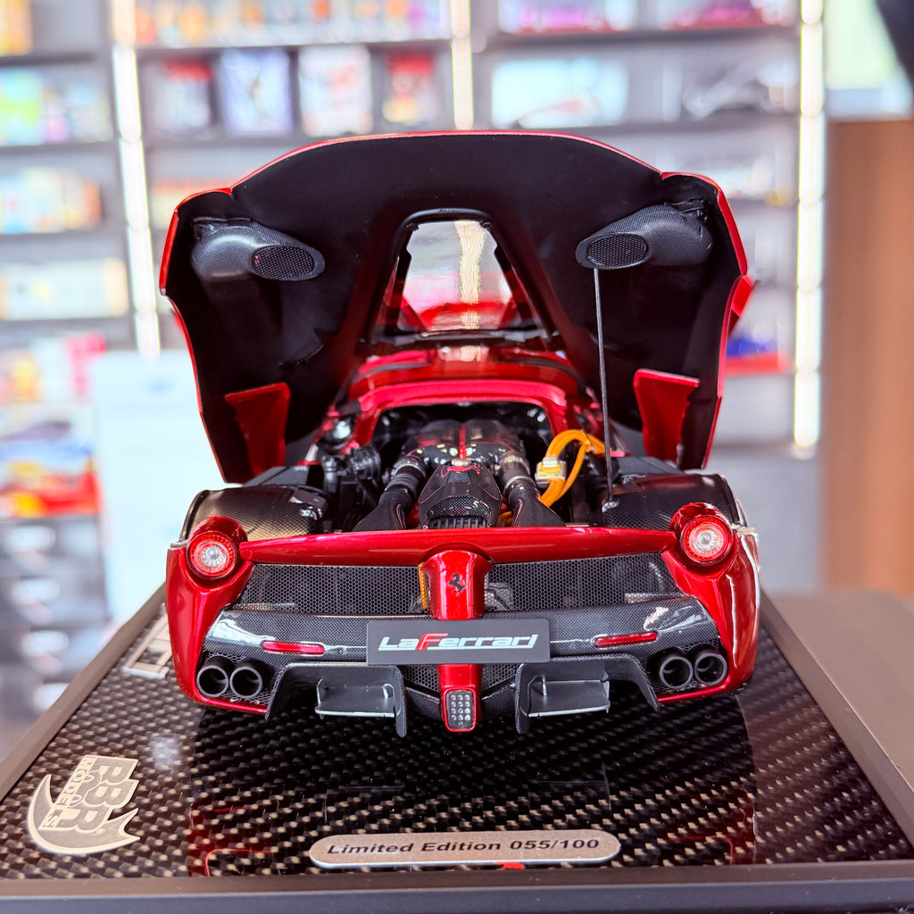 1 18 BBR Ferrari LaFerrari Dubai Violett/Viola Vio 2012