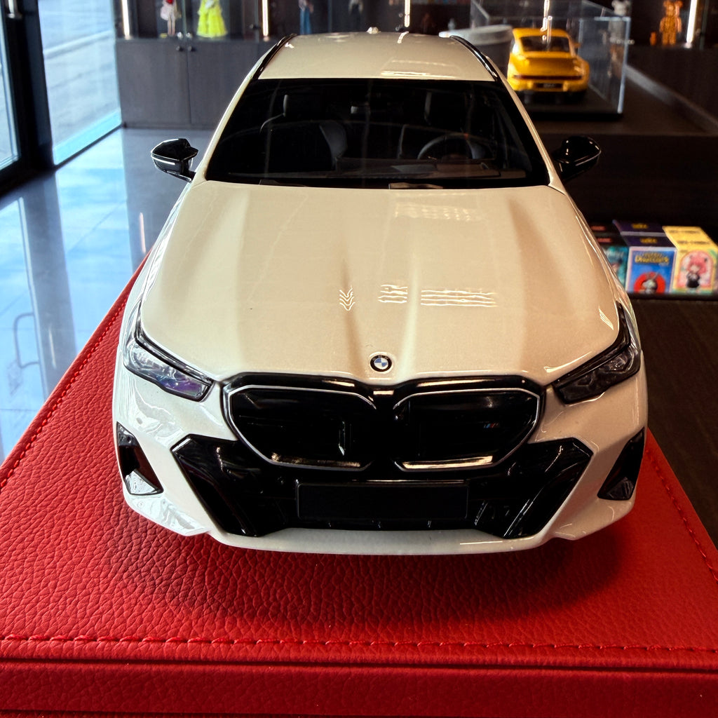 BMW (G87) M2 CS 2025, GT Spirit Maßstab 1/18