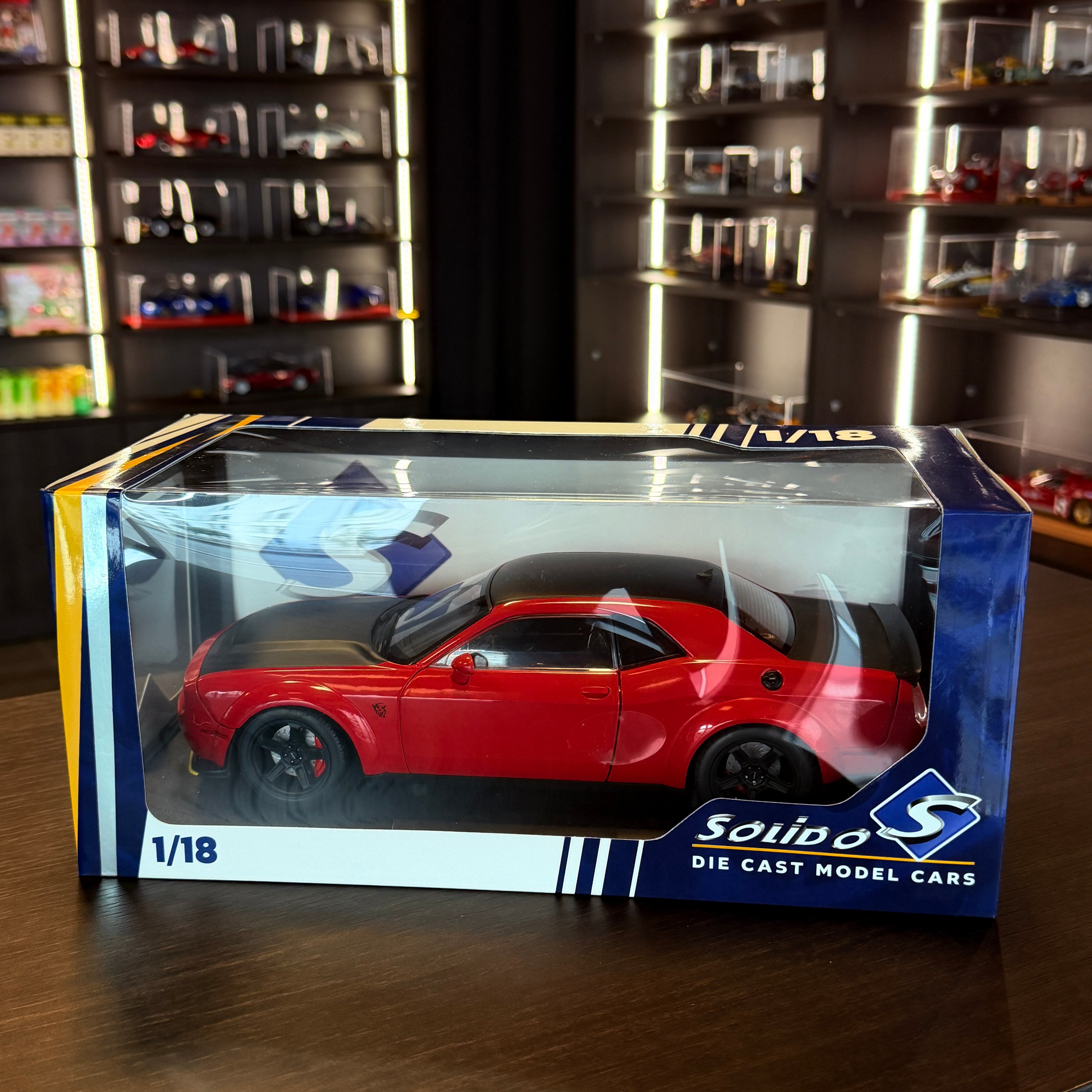 Dodge Challenger SRT Demon 2023 Tor Red | 1:18 Scale by Solido