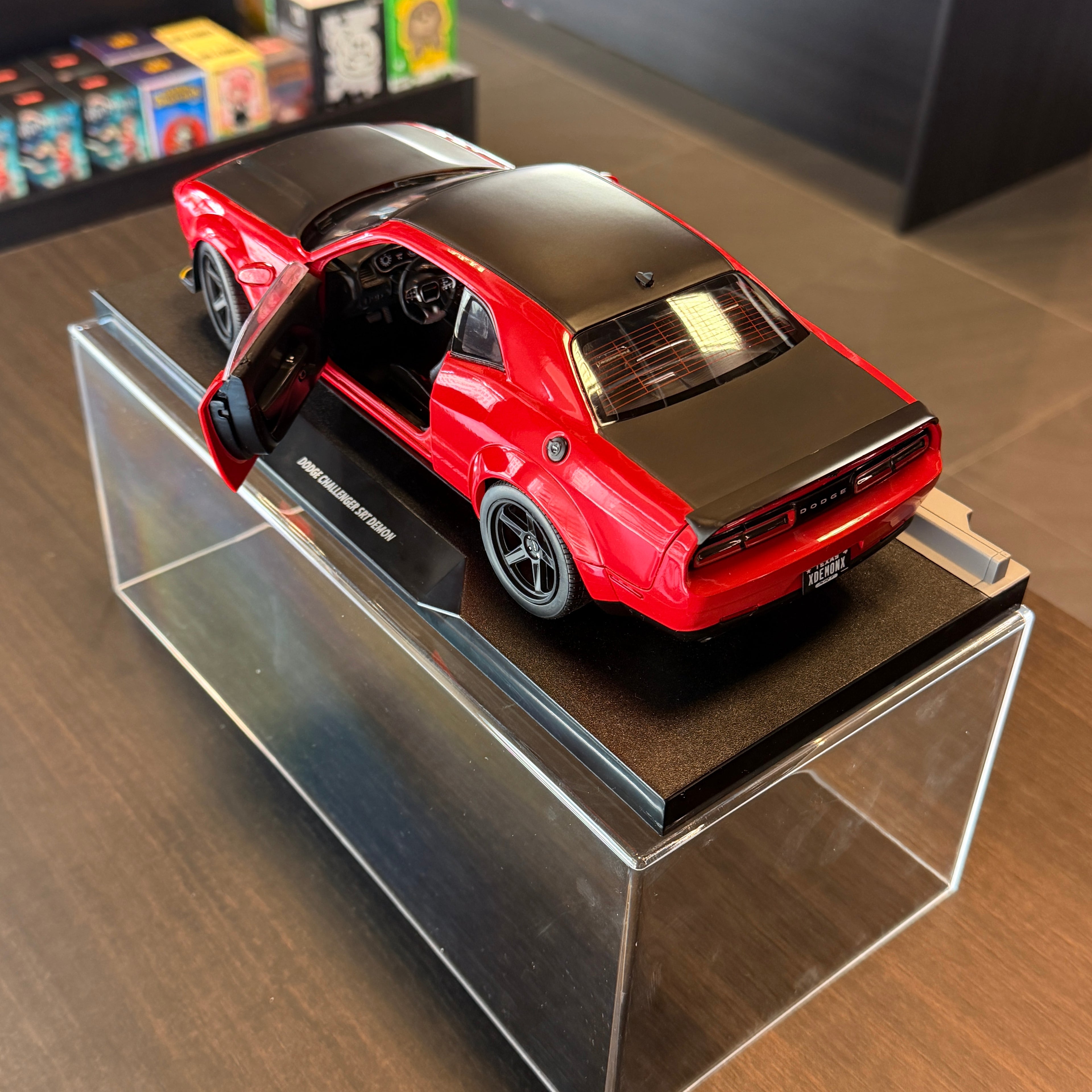 Dodge Challenger SRT Demon 2023 Tor Red | 1:18 Scale by Solido