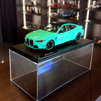 BMW M4 Performance Parts kiegészítőkkel, Mint Green, 2024, 1:18 méretarányban – Solido