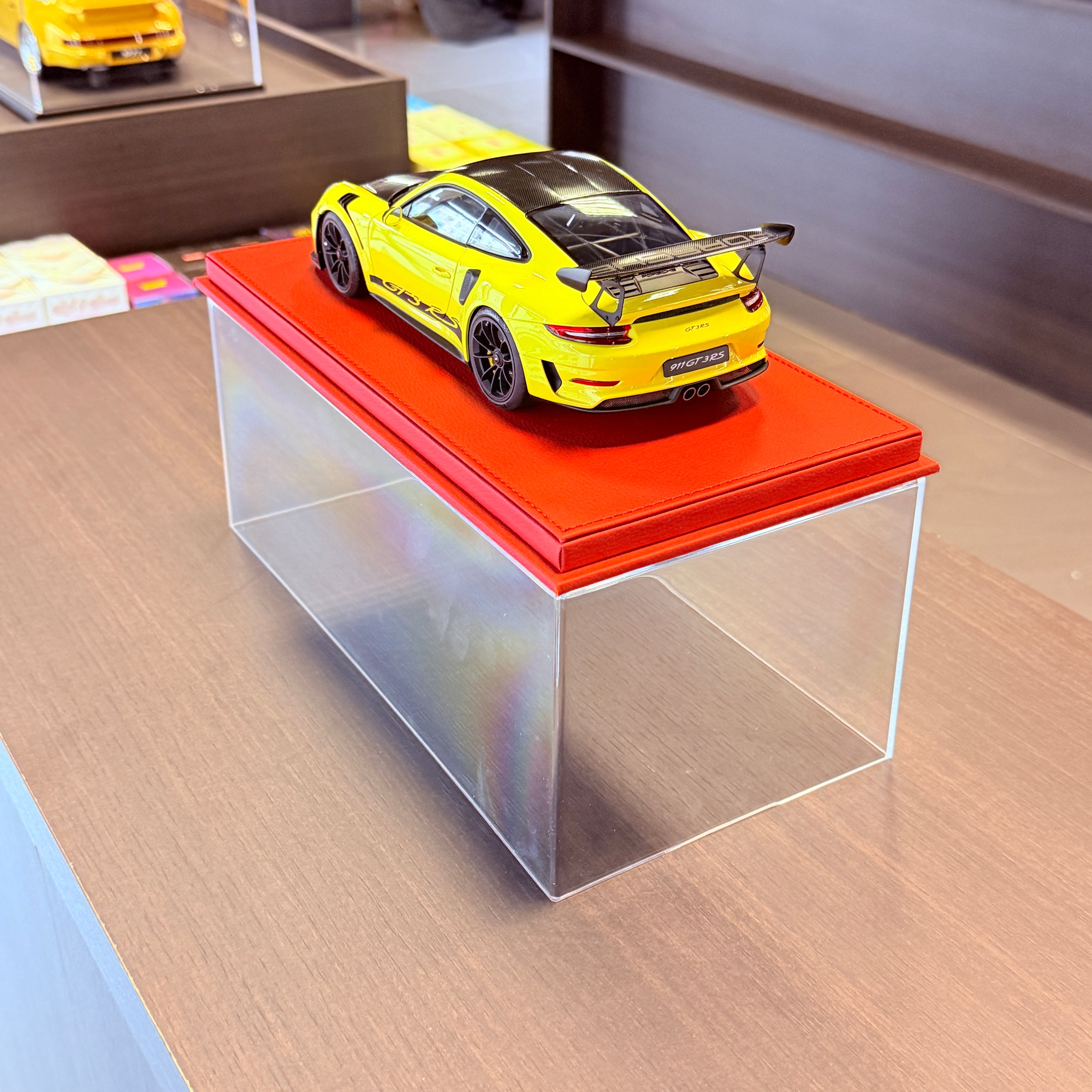 Porsche 911 (991.2) GT3 RS Weissach Package Racing Yellow – 1:18 Scale Model Car by AUTOart