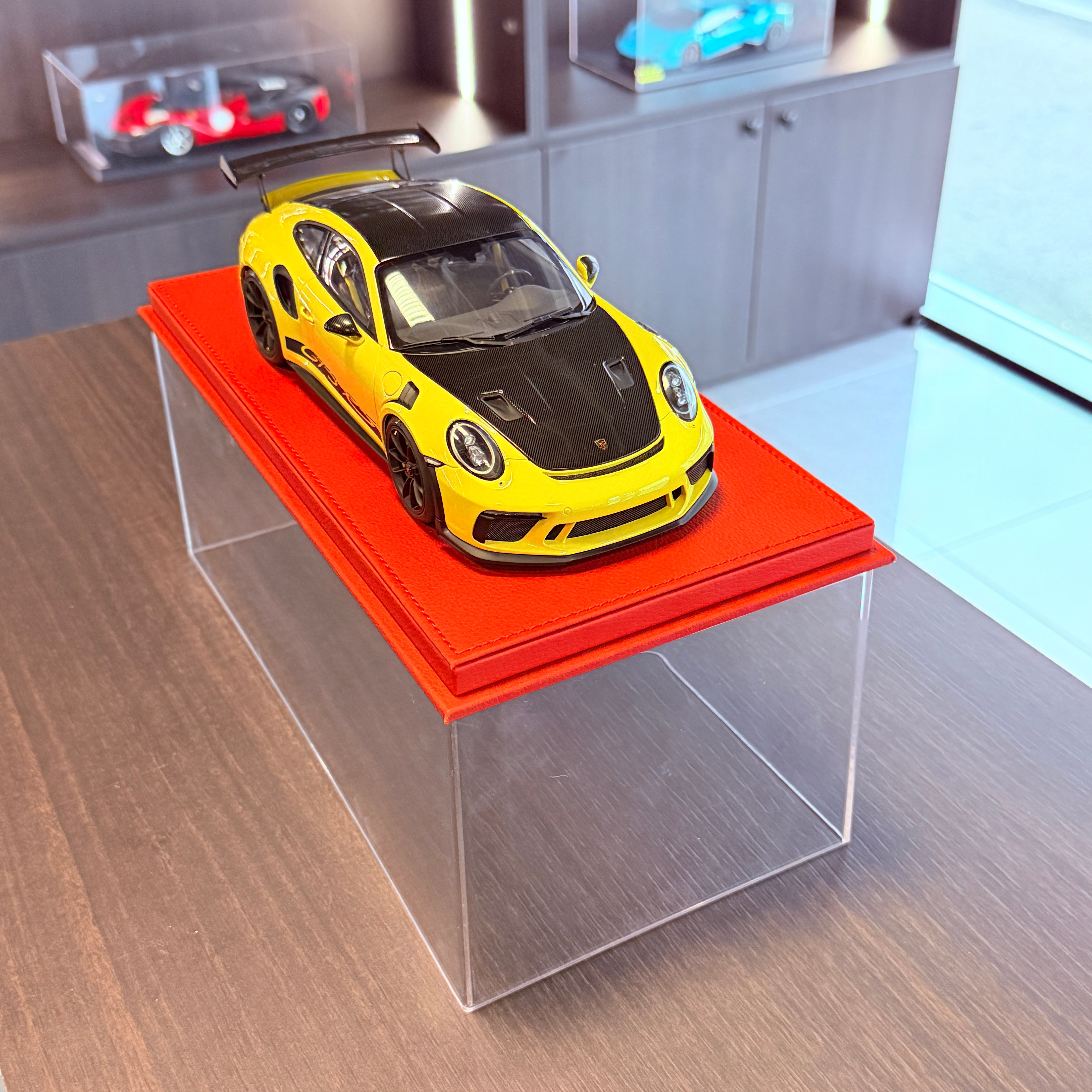 Porsche 911 (991.2) GT3 RS Weissach Package Racing Yellow – 1:18 Scale Model Car by AUTOart