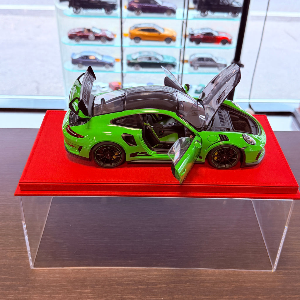 Porsche 911 (991.2) GT3 RS Weissach-paketet Lizard Green – bilmodell i skala 1:18 från AUTOart