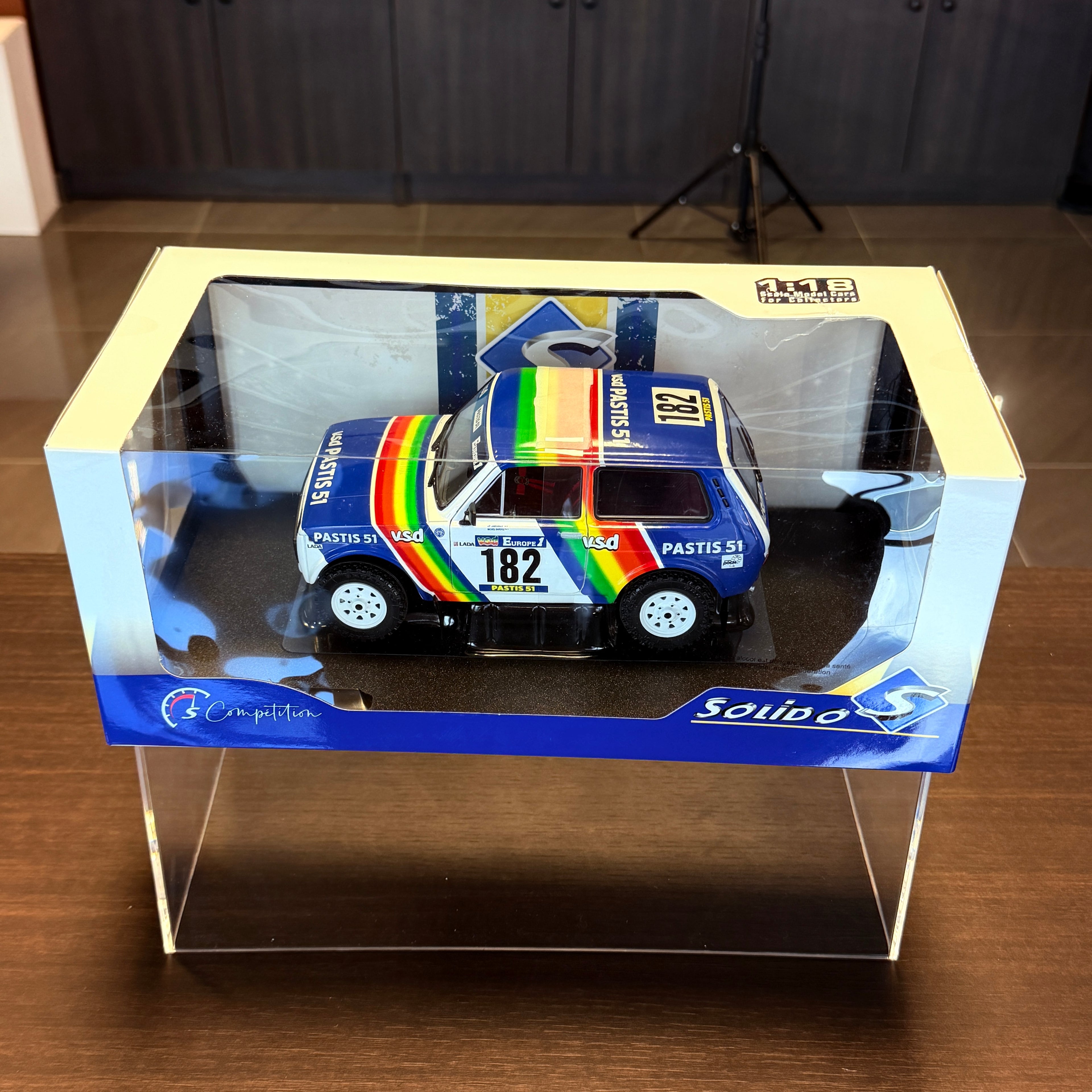 Lada Niva Paris-Dakar 1984 Jabouille / Sardou č. 182, mierka 1:18 od Solido