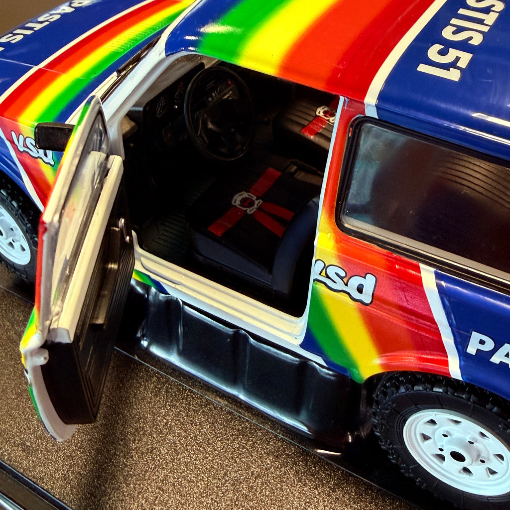 Lada Niva Paris-Dakar 1984 Jabouille / Sardou č. 182, mierka 1:18 od Solido