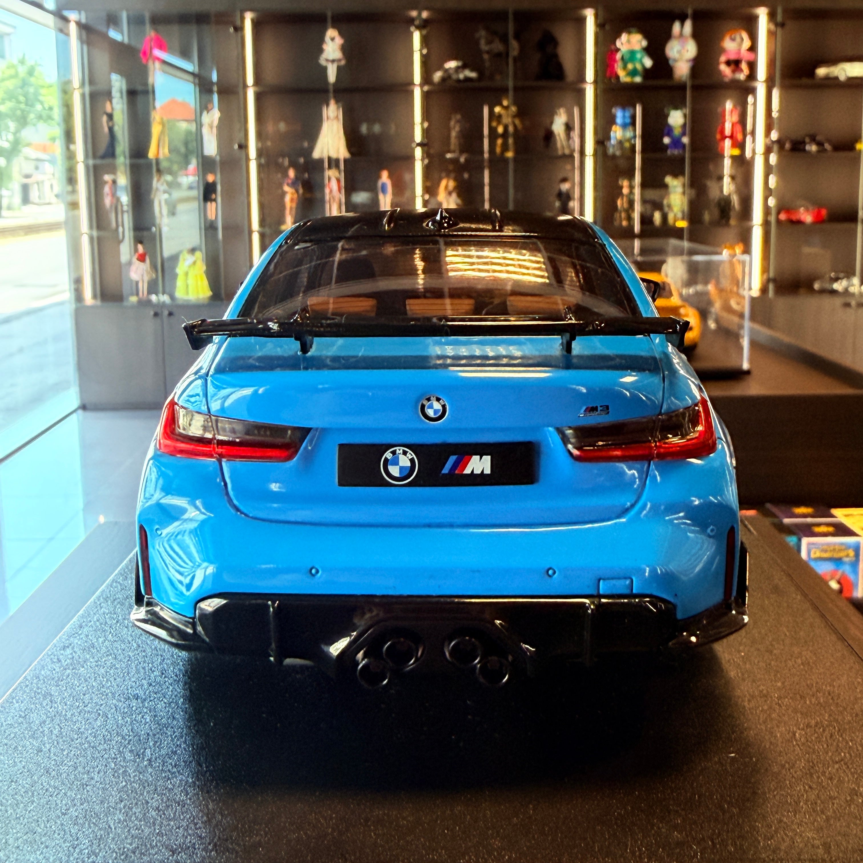 BMW M3 Competition M xDrive Touring 2024 – Twilight Purple Pearl Metallic Maßstab 1:18 von Solido