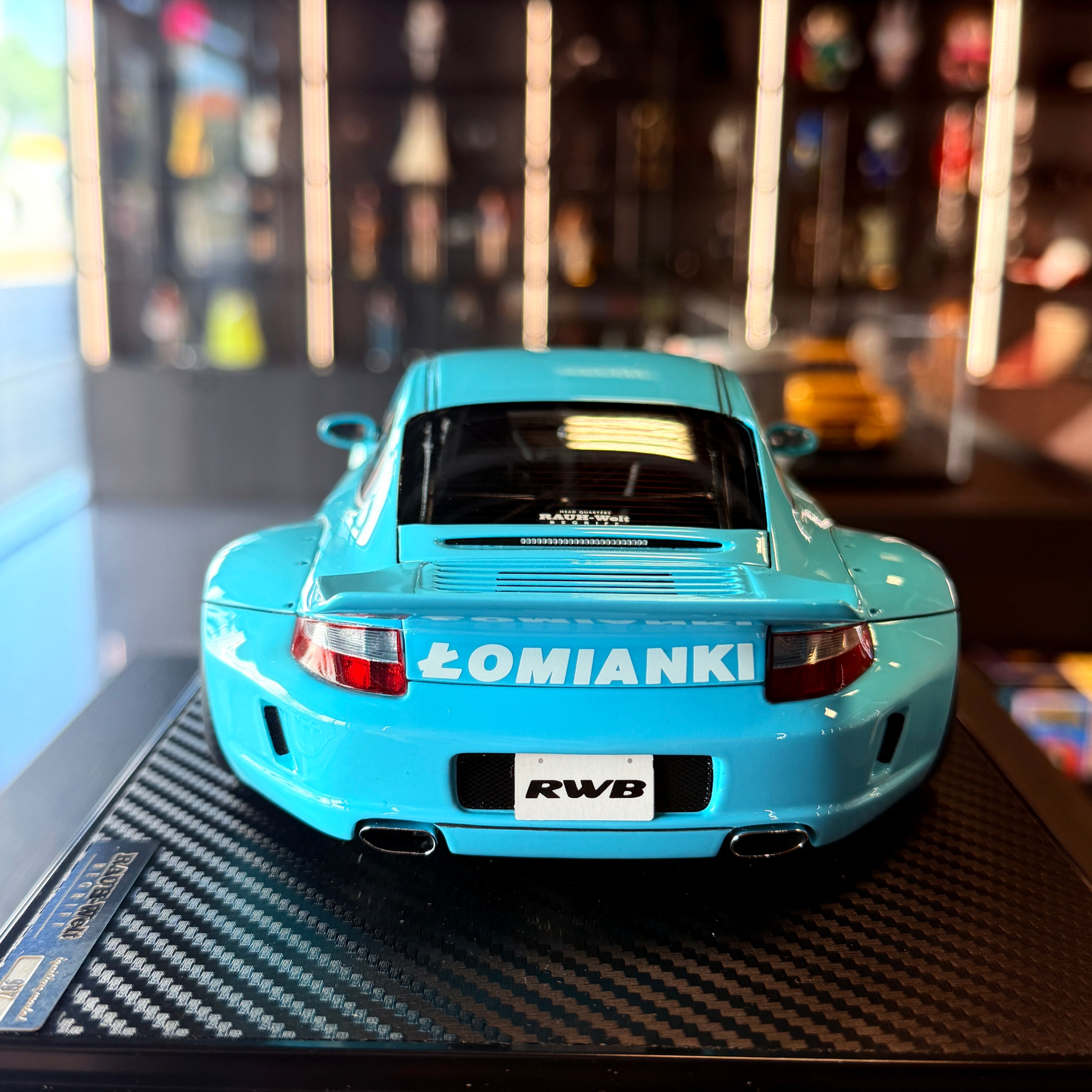 Porsche RWB 997 Green | 1:18 Scale by Ignition Model