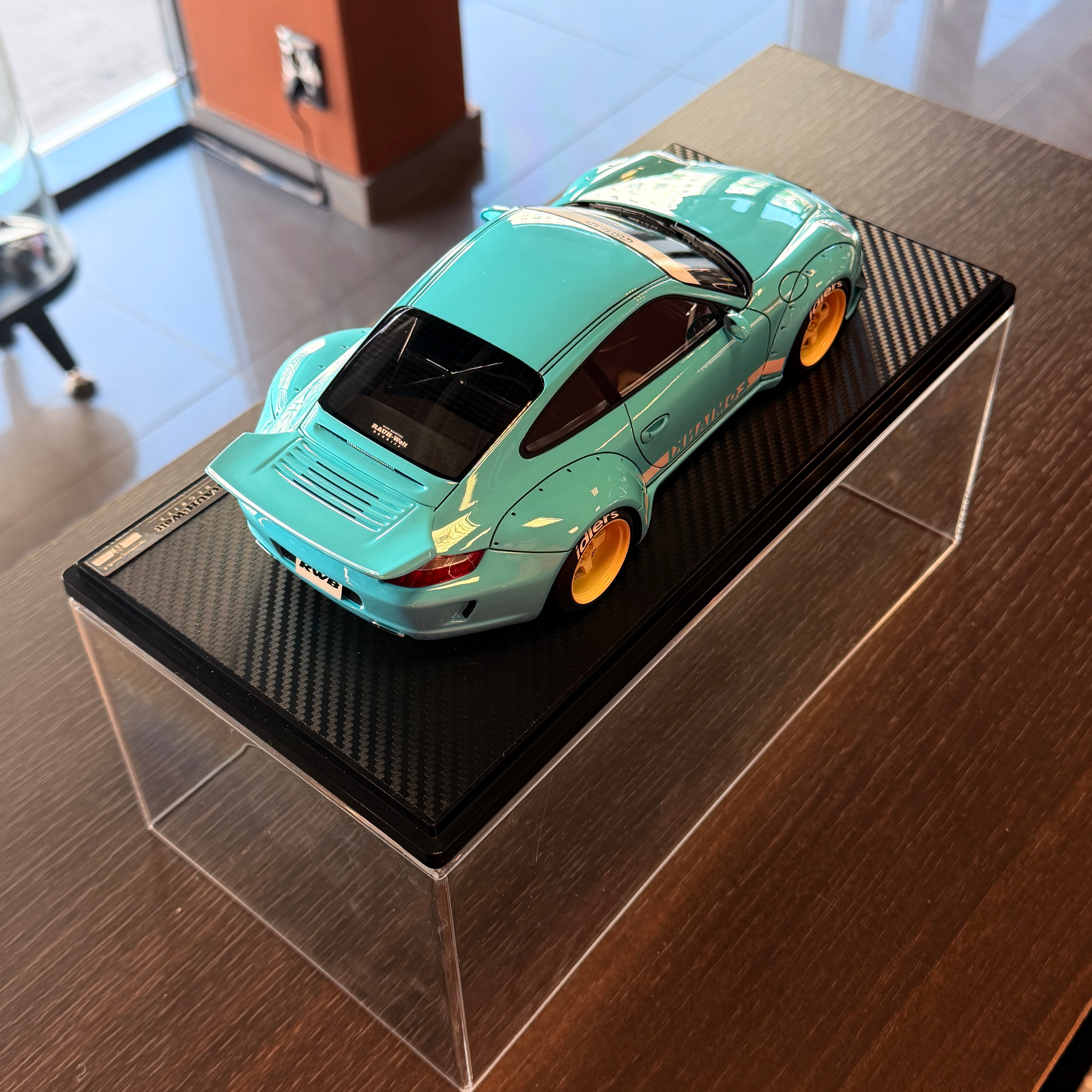 Porsche RWB 997 Green | 1:18 Scale by Ignition Model