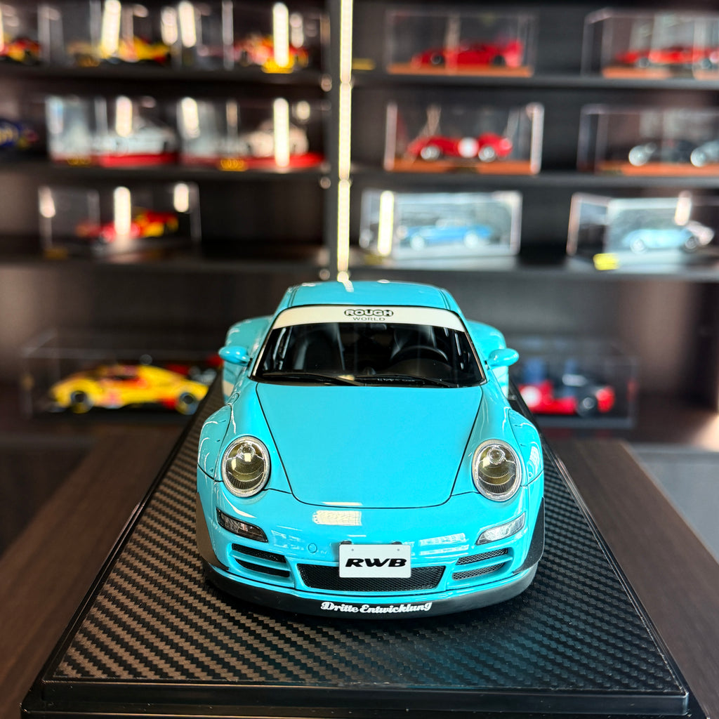 Porsche RWB 997 Green | 1:18 Scale by Ignition Model