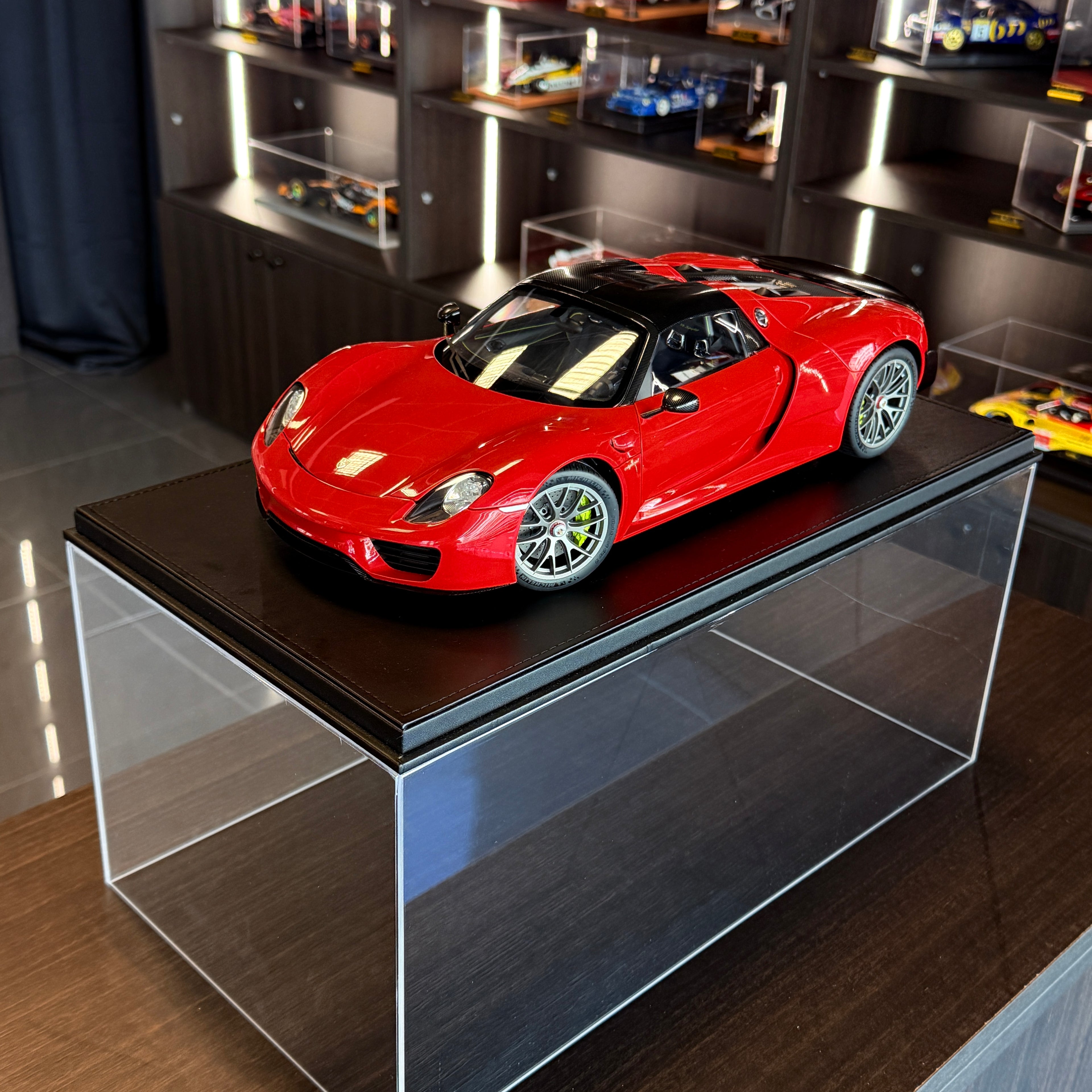 Porsche 918 Spyder – Rojo Escala 1:12 de AUTOart