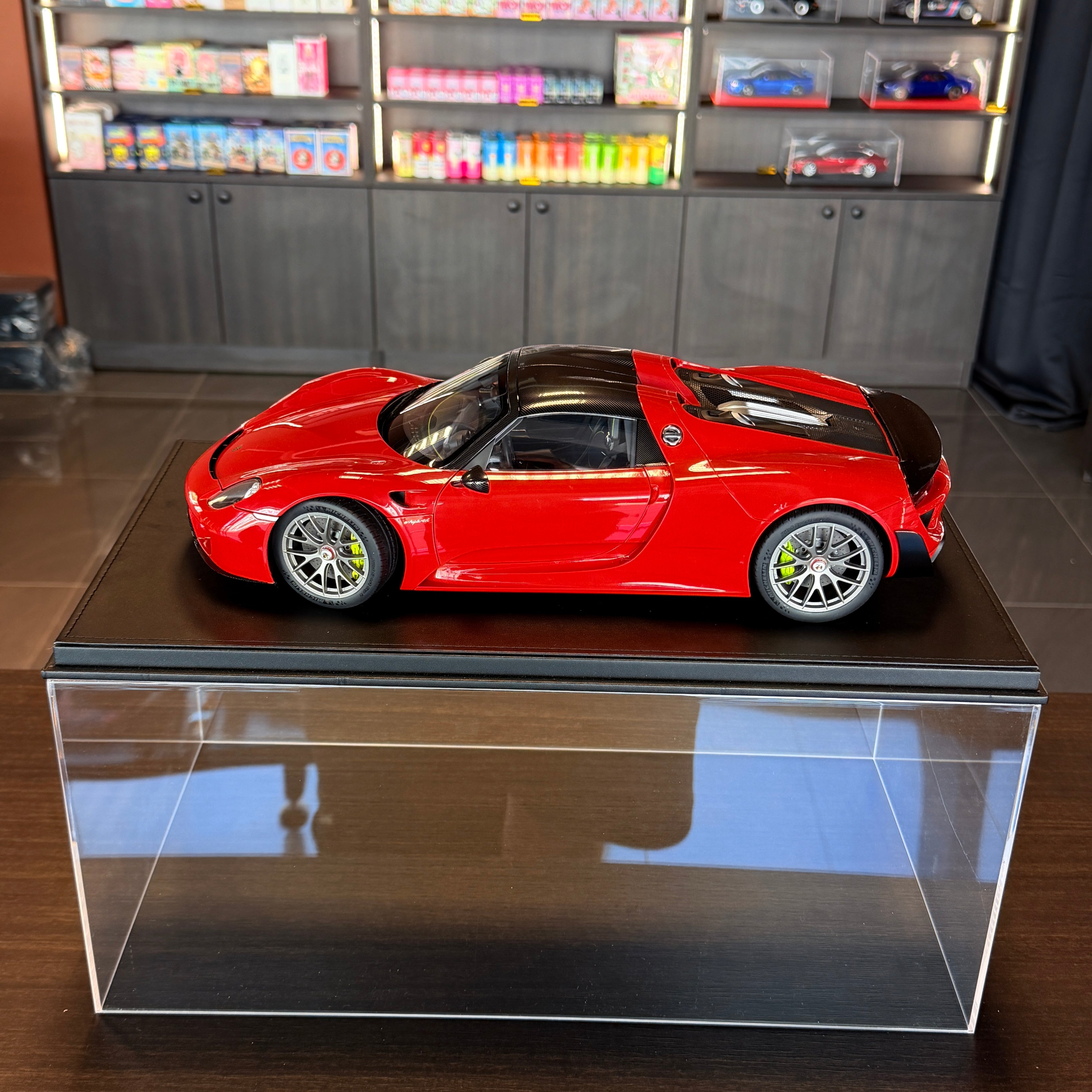 Porsche 918 Spyder – Rojo Escala 1:12 de AUTOart